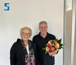 Wir dürfen unserem Mitarbeiter Thomas Eberhart zum 20-jährigen Jubiläum ganz herzlich gratulieren, uns für die langjährige Zusammenarbeit bedanken und ihm weiterhin alles Gute sowie viel Erfolg wünschen.